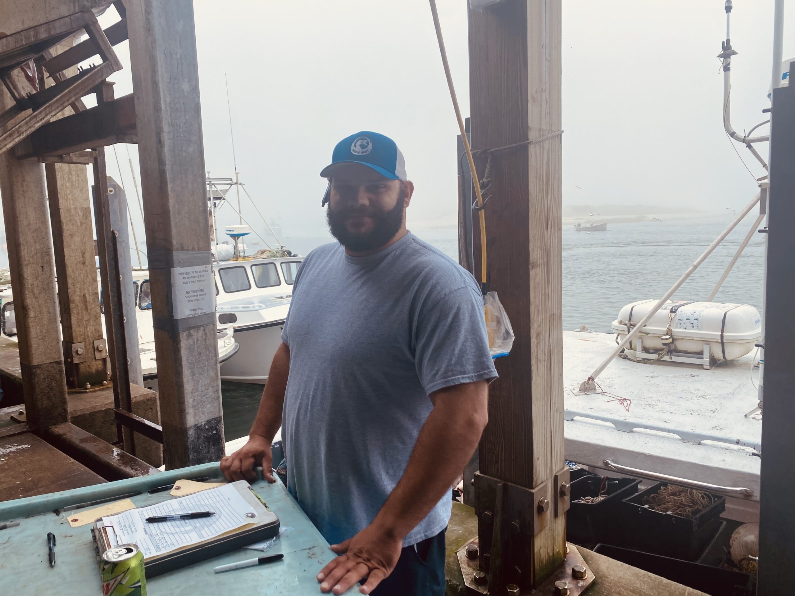Red’s Best fish pier manager makes summer craze look fun