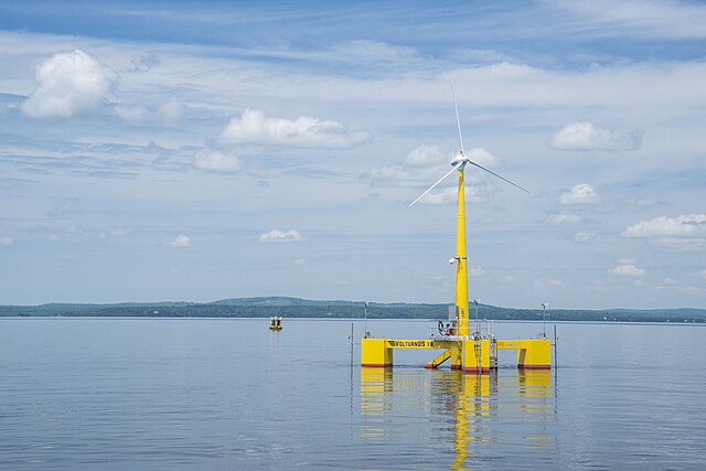 Floating Offshore Wind Turbine by By Jplourde UMaine